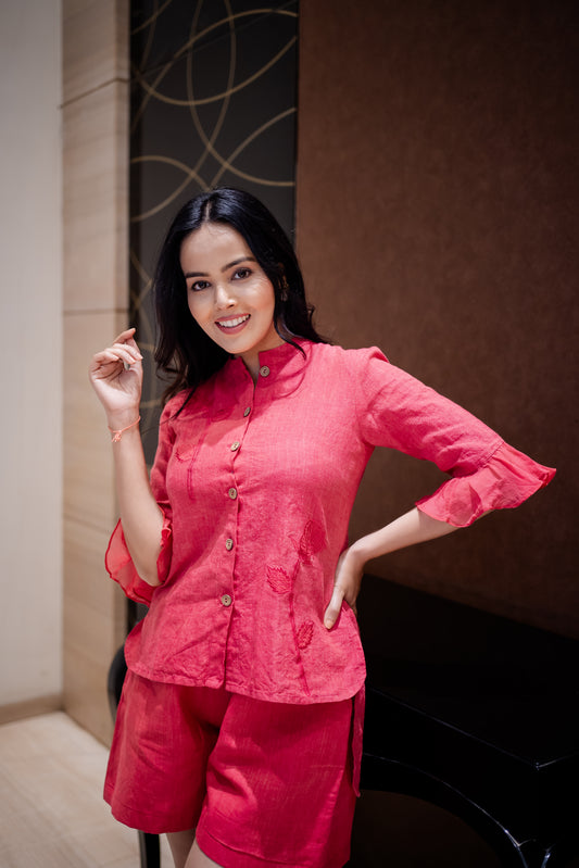 Lightweight linen shorts and top set for women