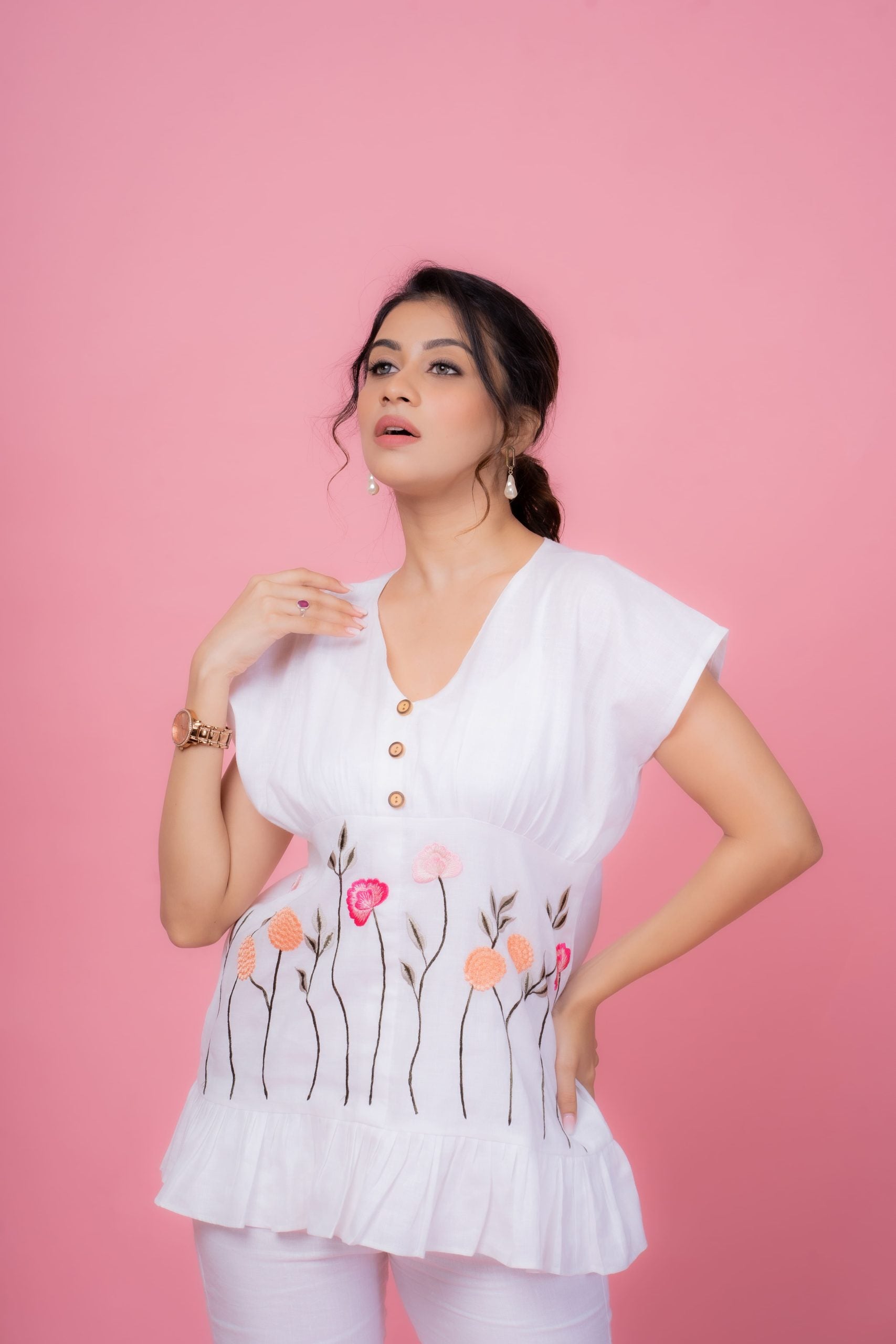 Pleated Hue Top in cotton-linen fabric