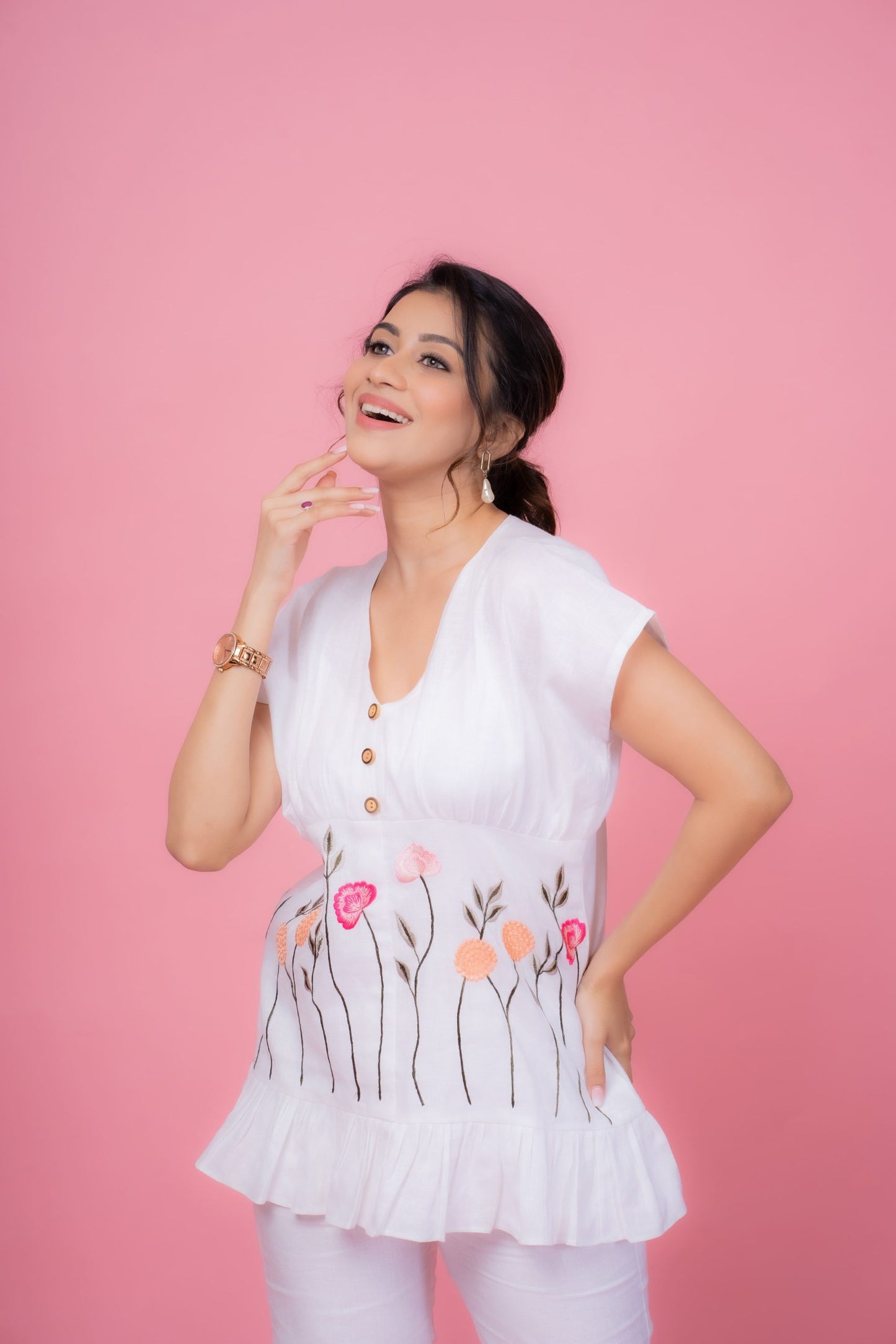 Pleated Hue Top in cotton-linen fabric