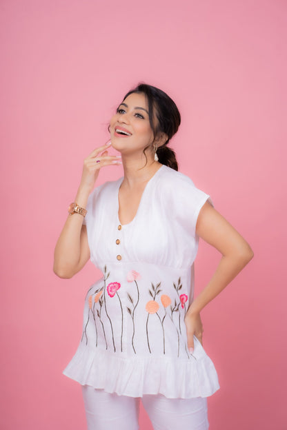 Pleated Hue Top in cotton-linen fabric