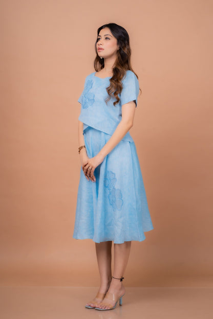 Women’s knee-length floral dress top – everyday wear