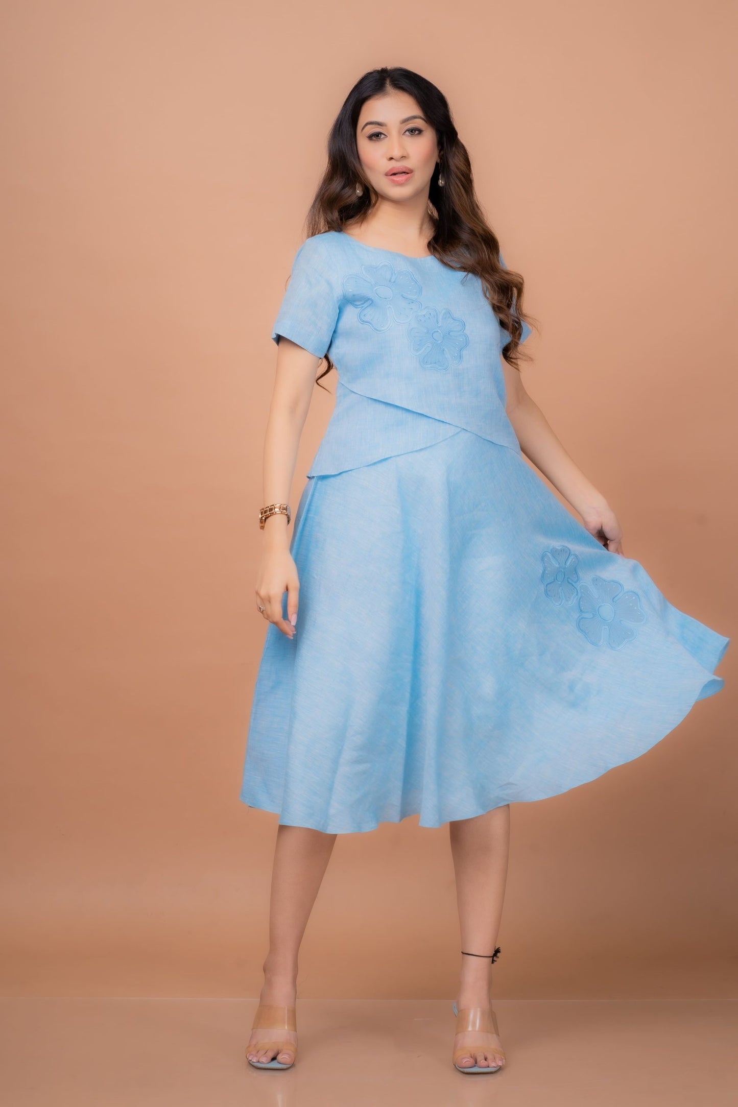 Women’s knee-length floral dress top – everyday wear