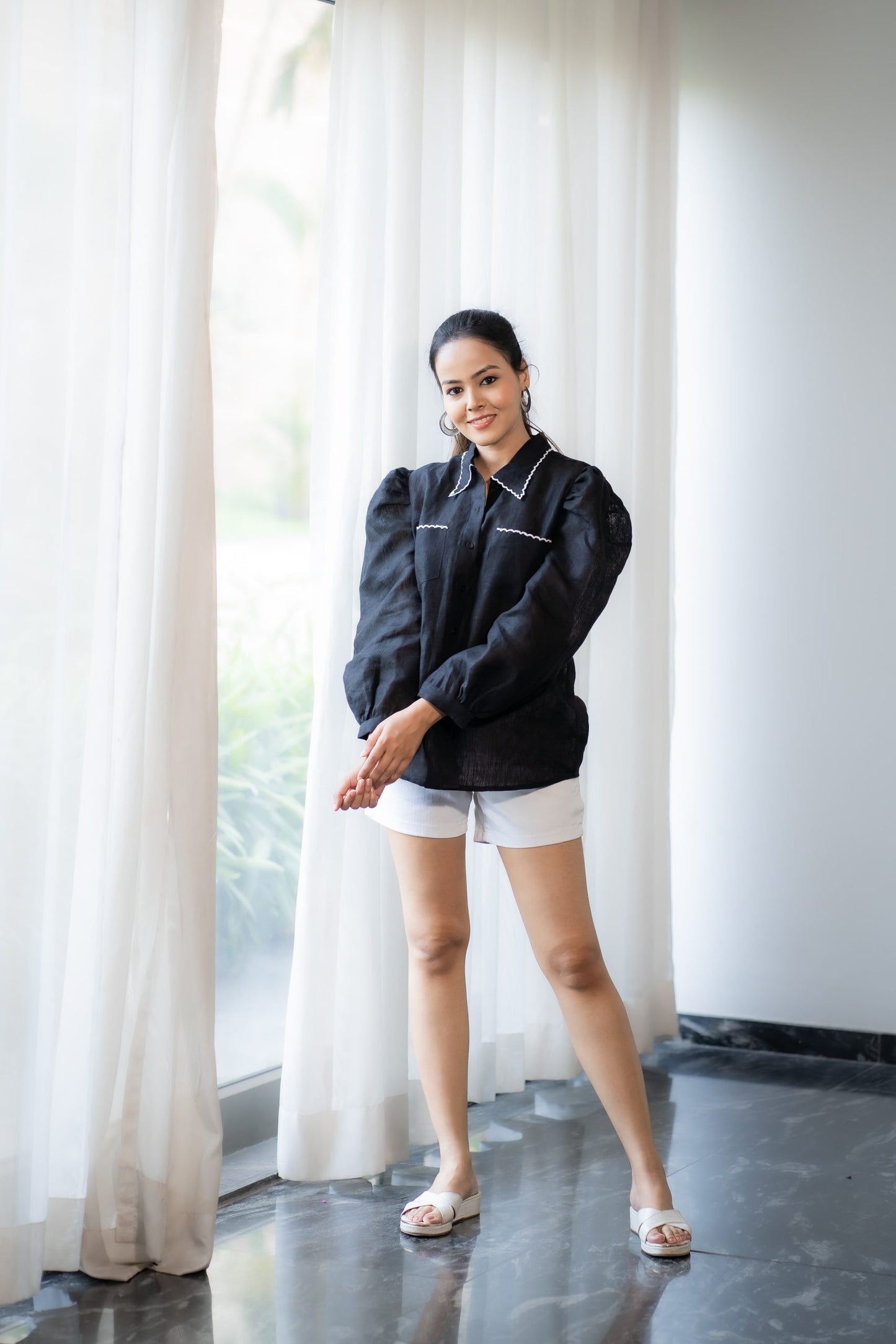 Linen Scalloped Puff Shirt