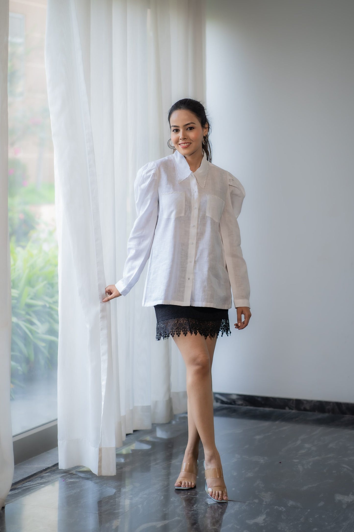 Linen Scalloped Puff Shirt