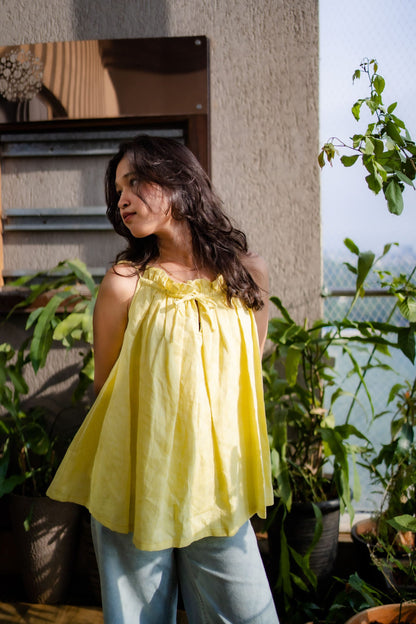 Pleated swing top for women in flowy silhouette