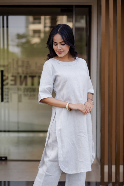 Signature Maanvi Set