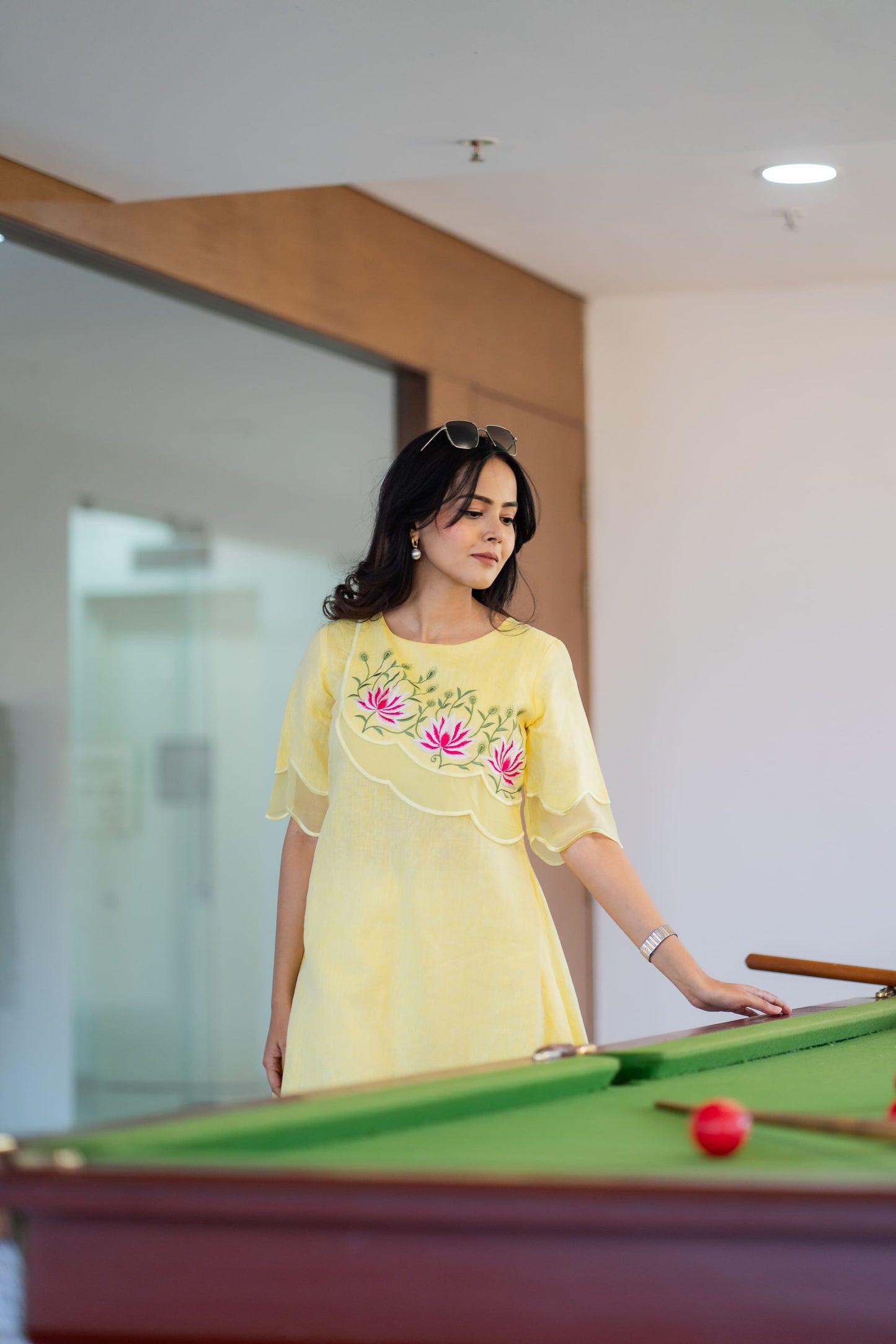 airy scalloped dress with scalloped design