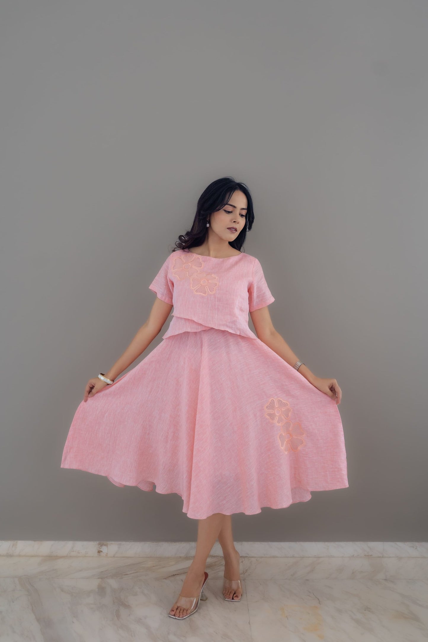 Women’s knee-length floral dress top – everyday wear