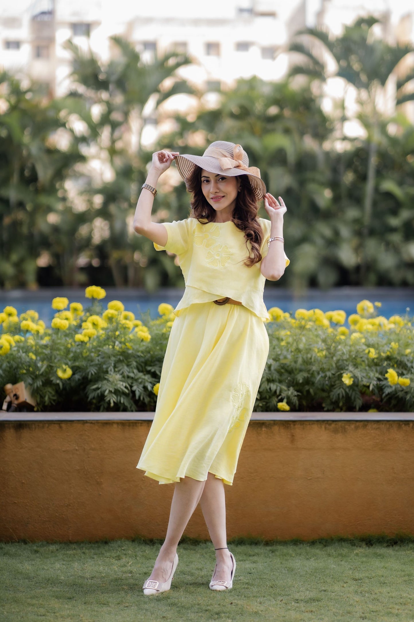 Women’s knee-length floral dress top – everyday wear