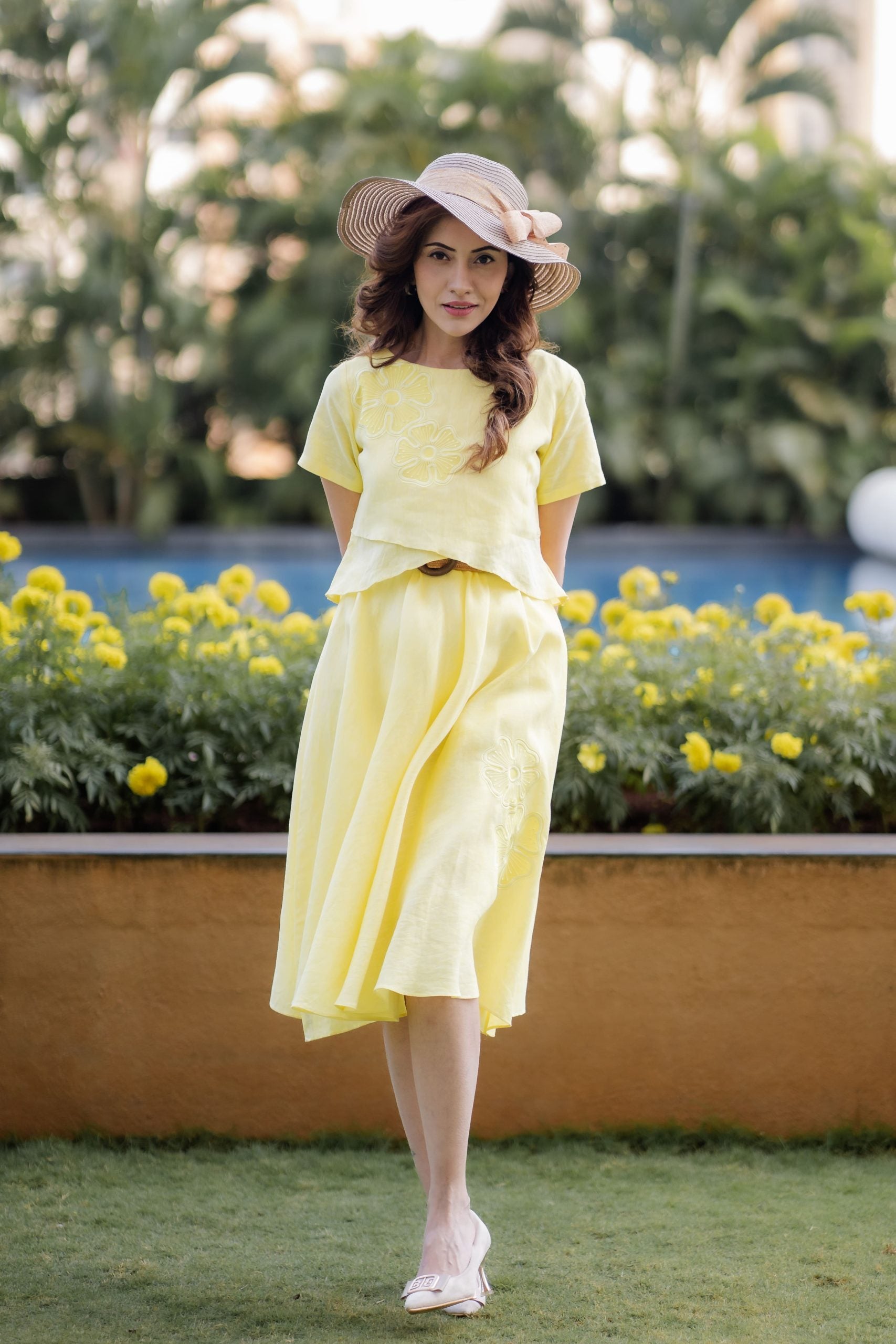 Women’s knee-length floral dress top – everyday wear