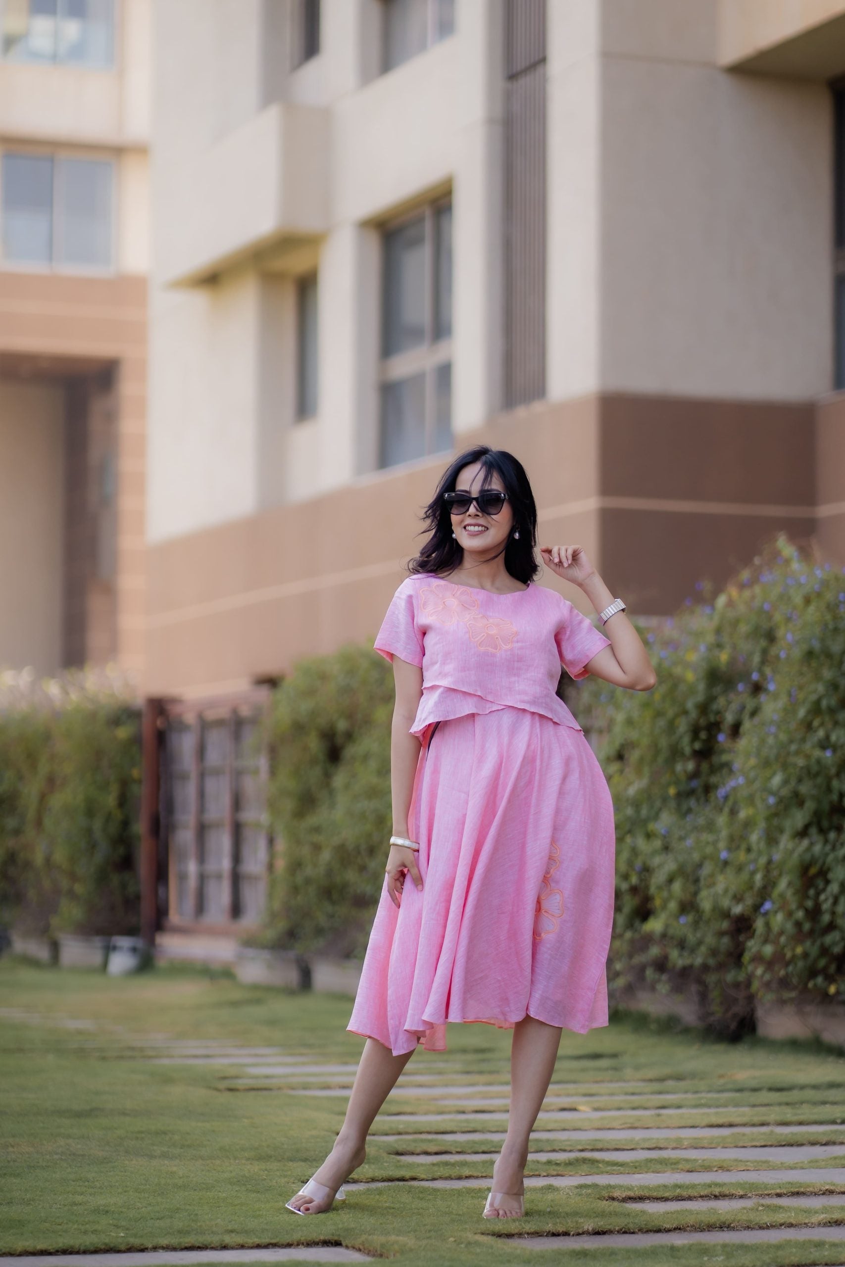 Women’s knee-length floral dress top – everyday wear